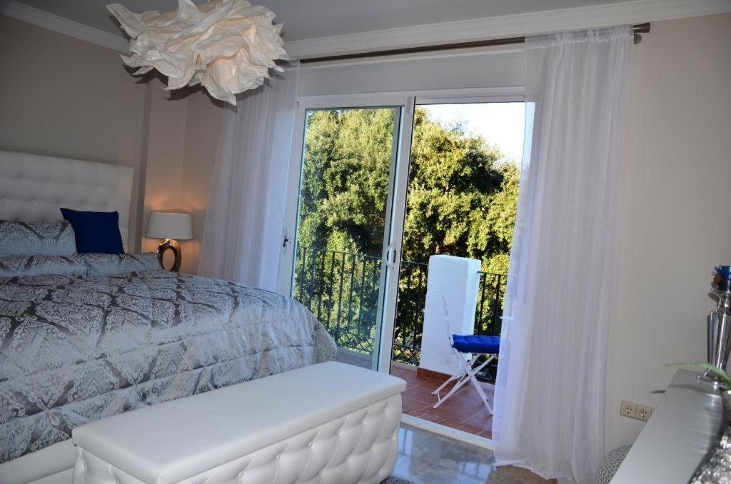 Penthouse Mit Privatem Jacuzzi In Marbella - La Mairena Apartment Ojen Bagian luar foto